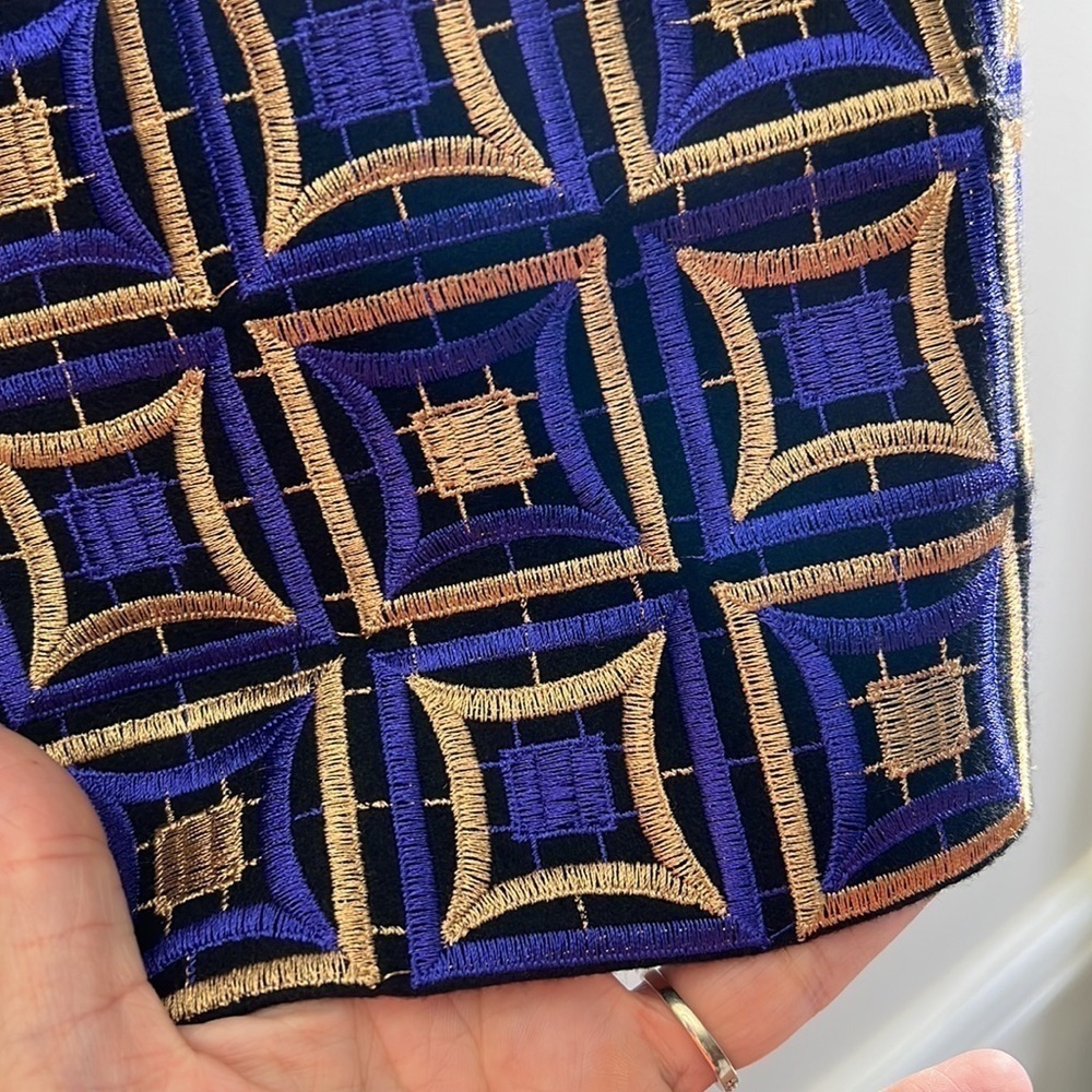 PER Se embroidered skirt. - Picture 3 of 11